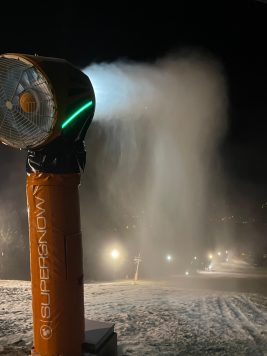 25.12. – spuštěno zasněžování